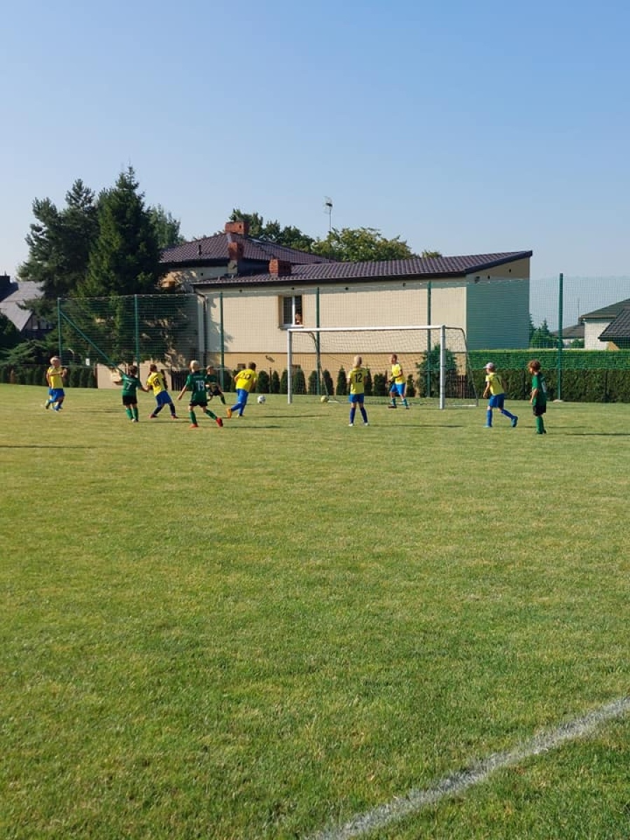 Zdjęcie w galerii na portalu naszwodzislaw.com: Piłkarska rywalizacja w Gorzycach. Czarni Gorzyce i FC Hlucin najlepsi [FOTO] wiadomości z regionu