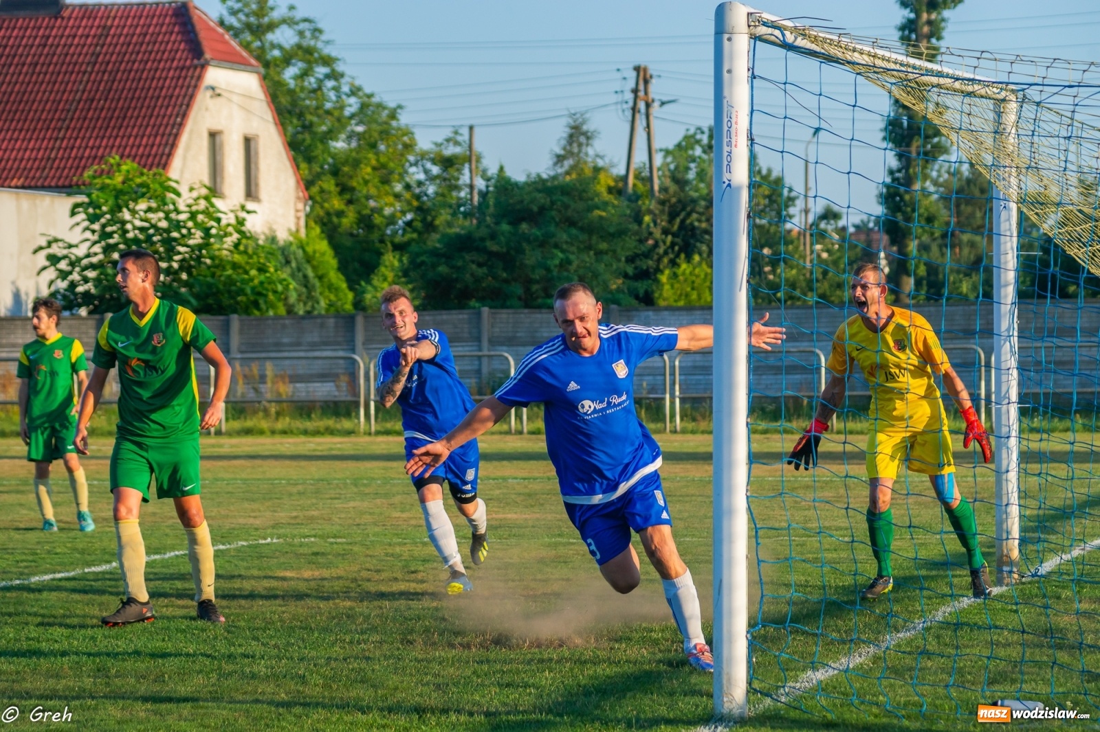 Zdjęcie w galerii na portalu naszwodzislaw.com: B klasa. Quo vadis Naprzód Zawada? [FOTO] wiadomości z regionu
