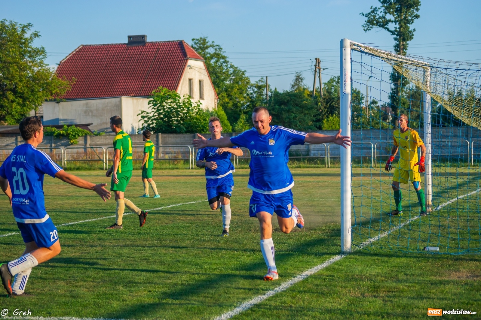 Zdjęcie w galerii na portalu naszwodzislaw.com: B klasa. Quo vadis Naprzód Zawada? [FOTO] wiadomości z regionu