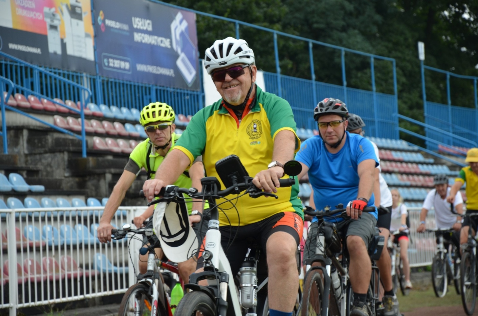 Zdjęcie w galerii na portalu naszwodzislaw.com: Setki uczestników Powiatowego Rajdu Rowerowego [FOTO] wiadomości z regionu