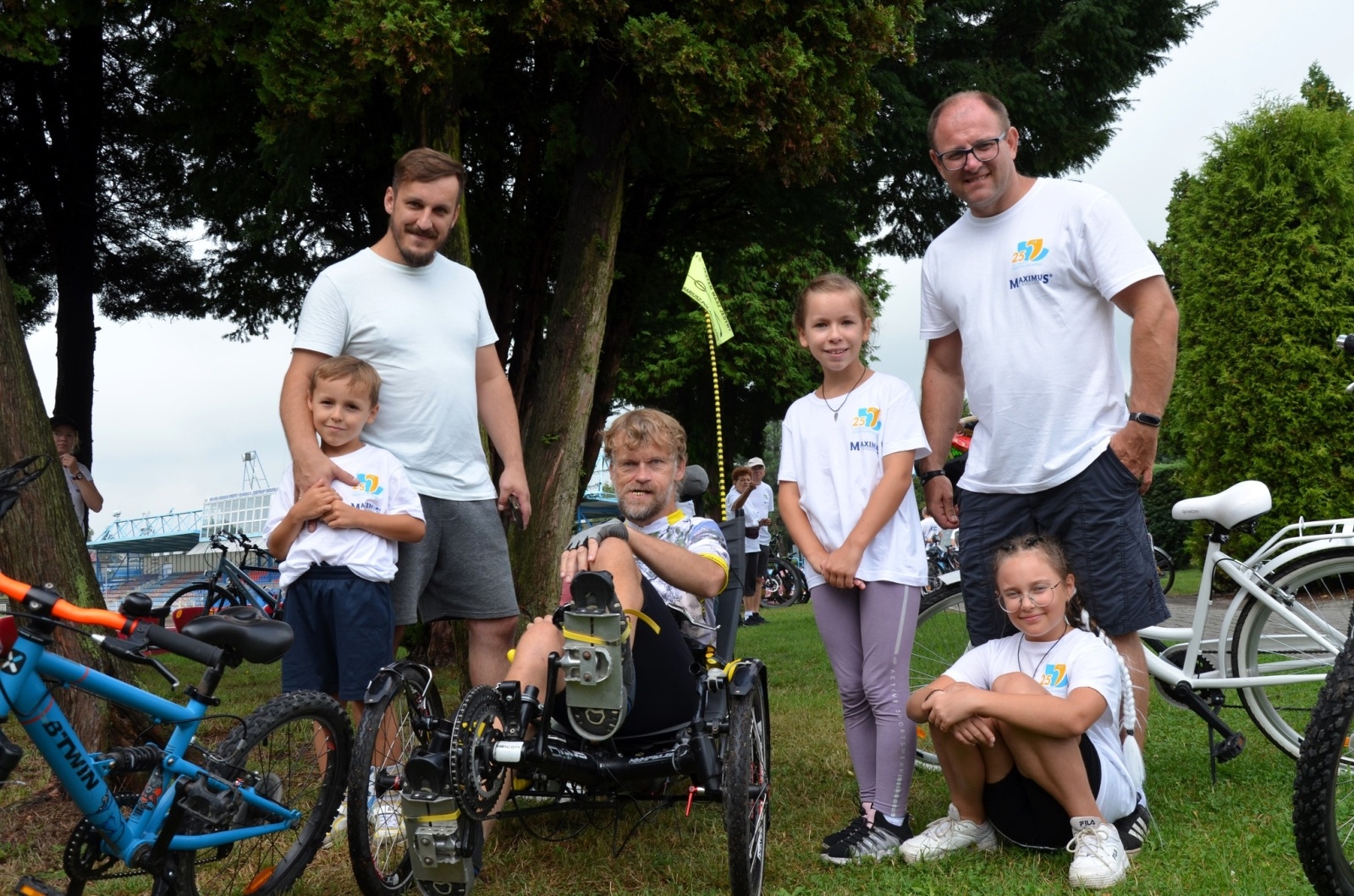 Zdjęcie w galerii na portalu naszwodzislaw.com: Setki uczestników Powiatowego Rajdu Rowerowego [FOTO] wiadomości z regionu
