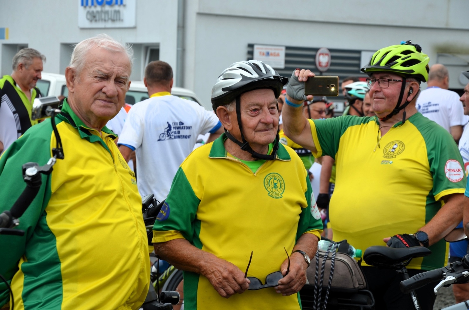 Zdjęcie w galerii na portalu naszwodzislaw.com: Setki uczestników Powiatowego Rajdu Rowerowego [FOTO] wiadomości z regionu