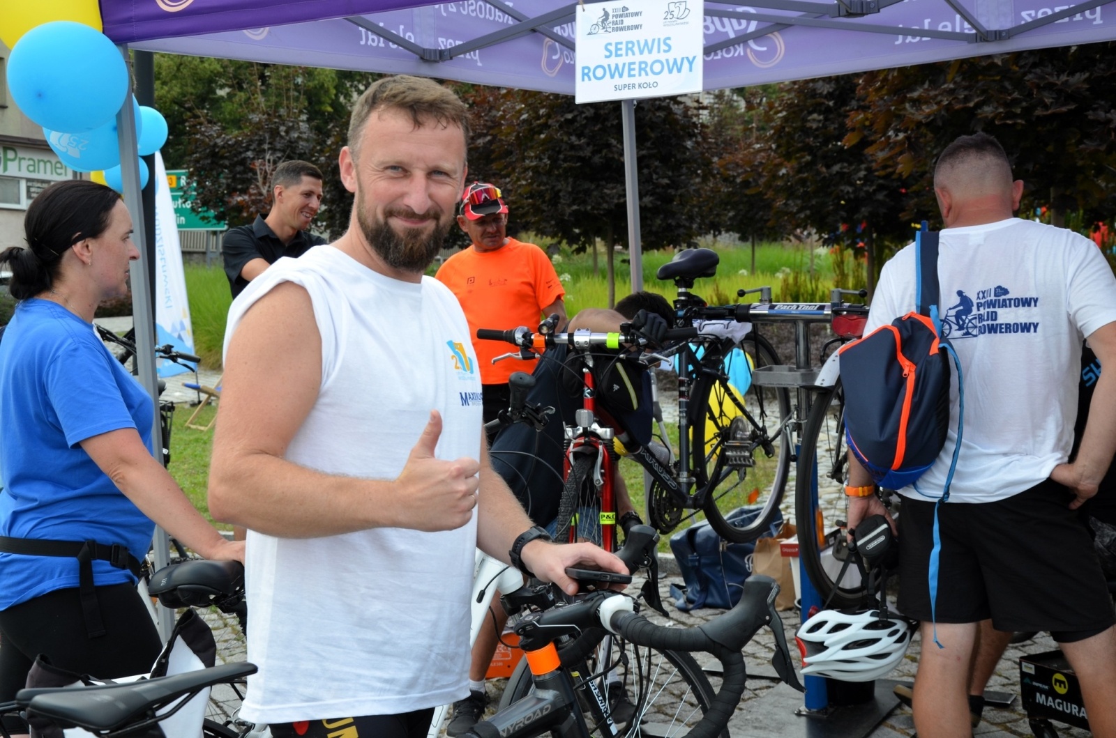 Zdjęcie w galerii na portalu naszwodzislaw.com: Setki uczestników Powiatowego Rajdu Rowerowego [FOTO] wiadomości z regionu