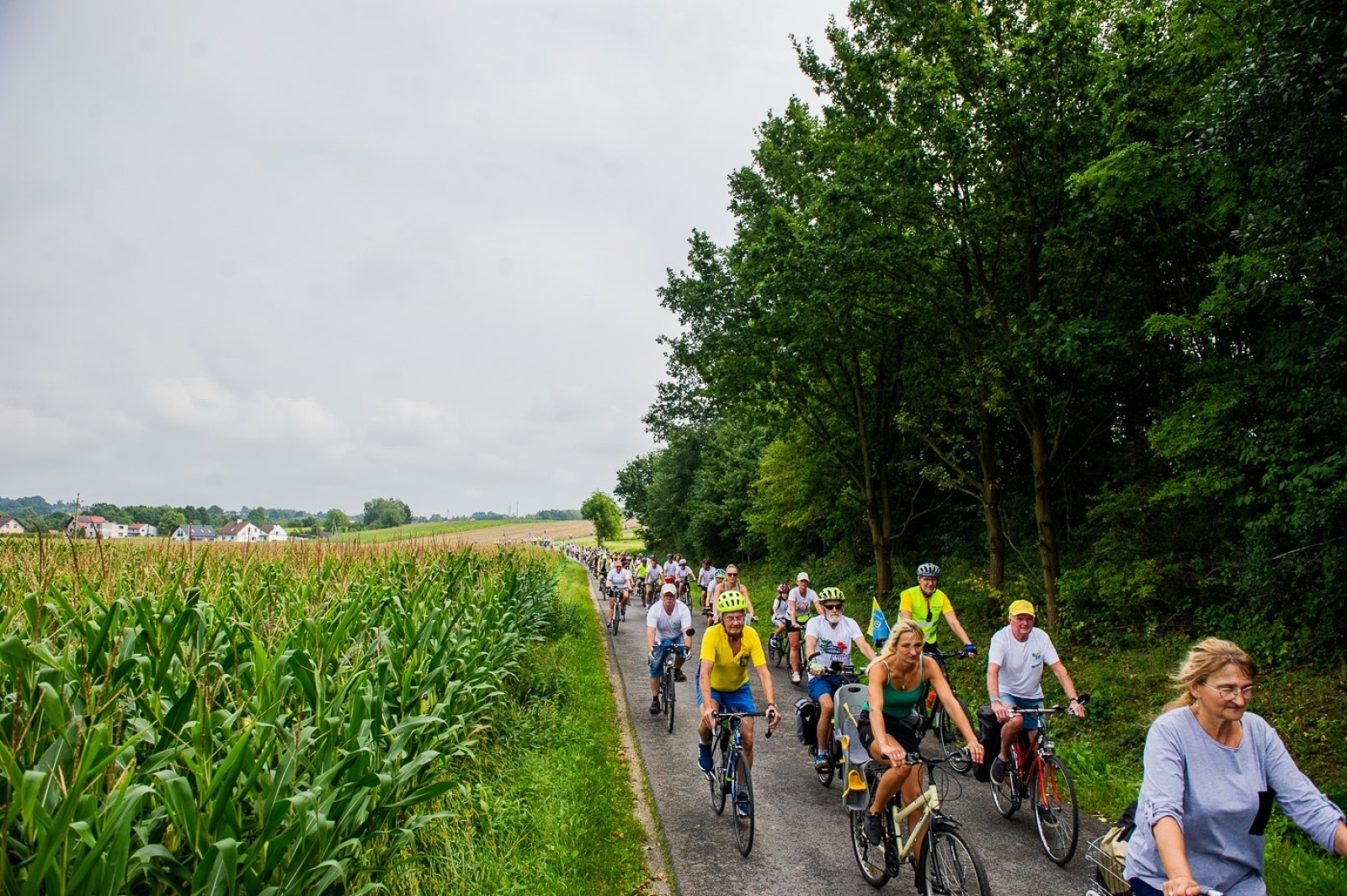 Zdjęcie w galerii na portalu naszwodzislaw.com: Setki uczestników Powiatowego Rajdu Rowerowego [FOTO] wiadomości z regionu