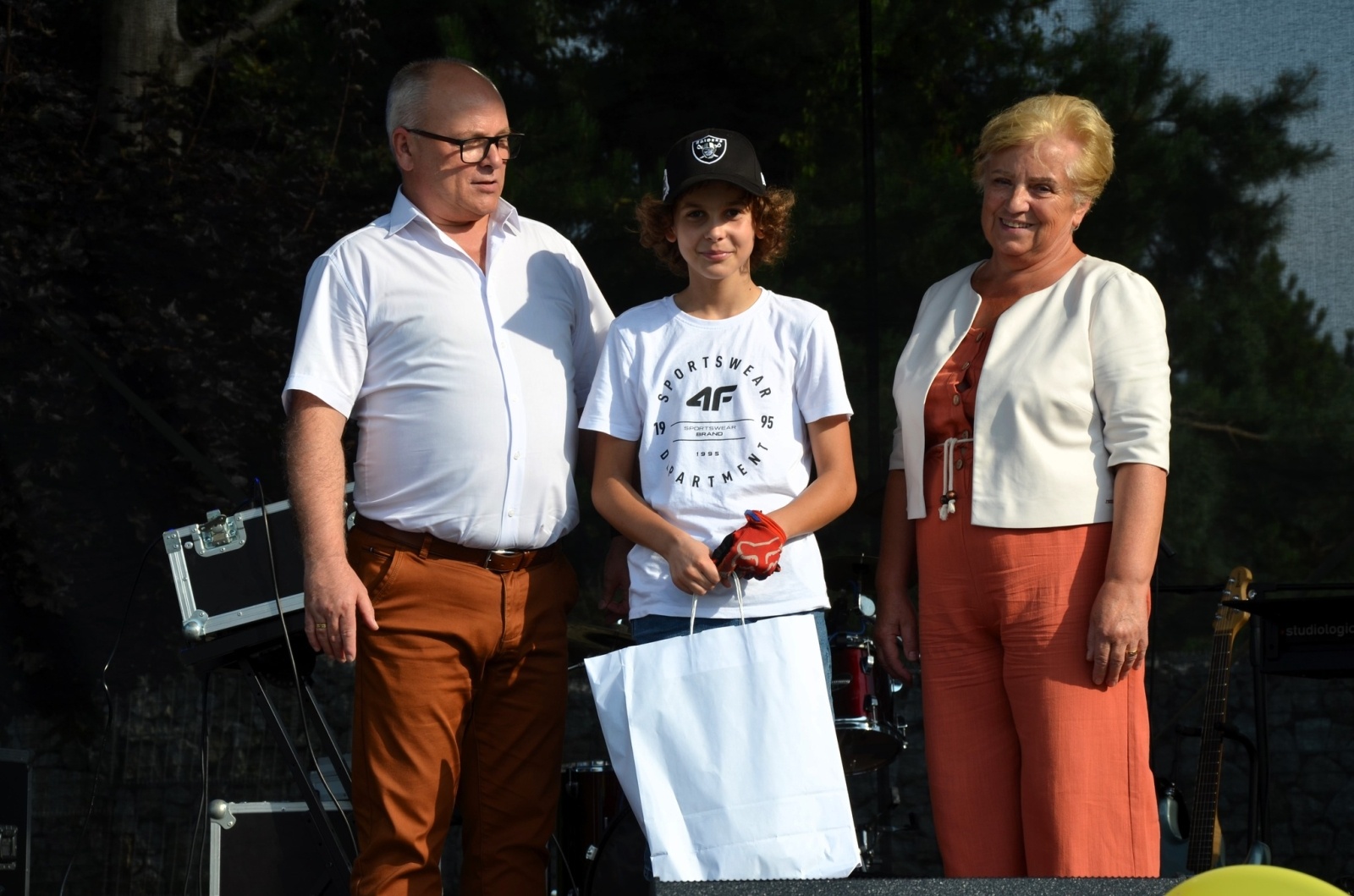 Zdjęcie w galerii na portalu naszwodzislaw.com: Setki uczestników Powiatowego Rajdu Rowerowego [FOTO] wiadomości z regionu