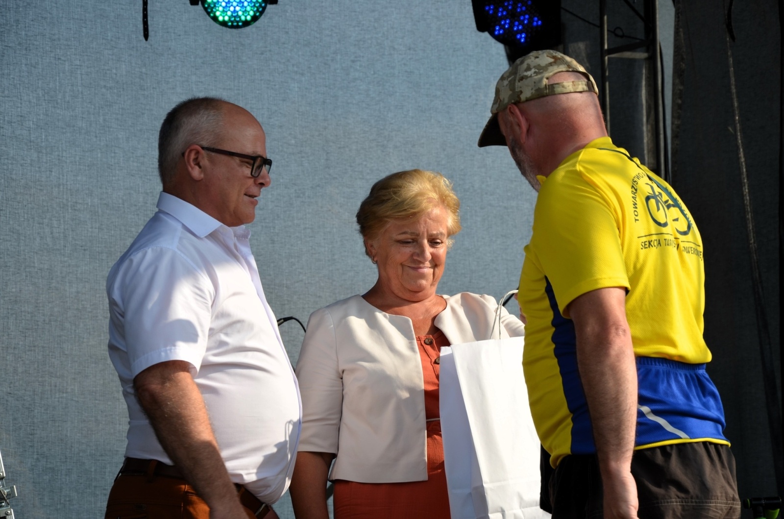 Zdjęcie w galerii na portalu naszwodzislaw.com: Setki uczestników Powiatowego Rajdu Rowerowego [FOTO] wiadomości z regionu