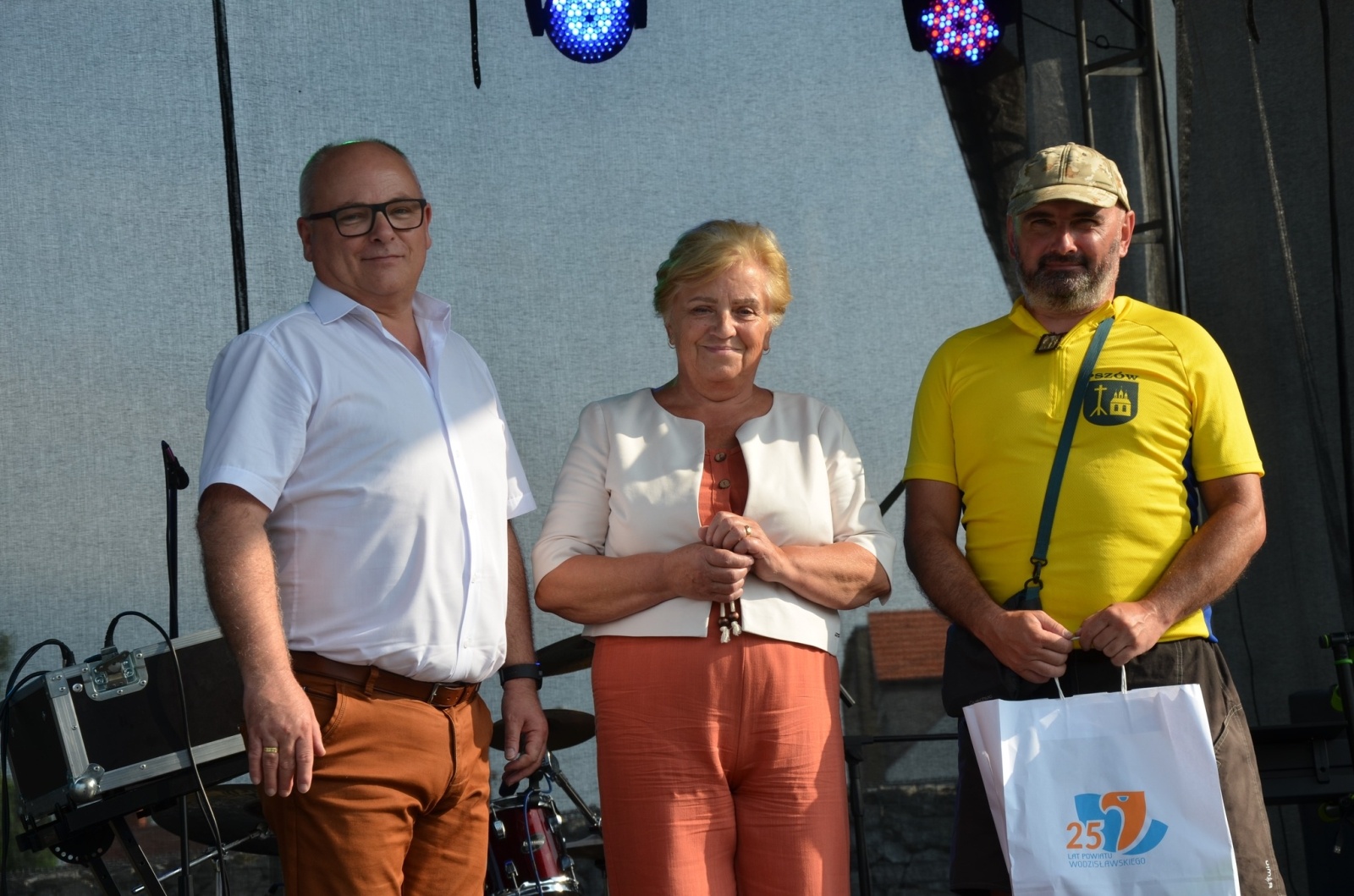 Zdjęcie w galerii na portalu naszwodzislaw.com: Setki uczestników Powiatowego Rajdu Rowerowego [FOTO] wiadomości z regionu