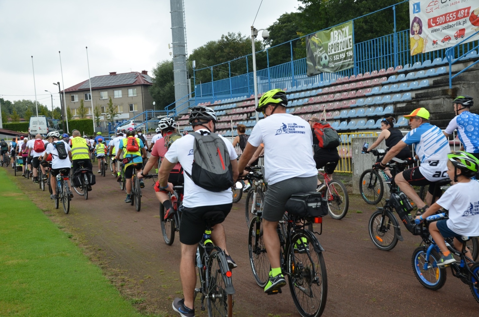 Zdjęcie w galerii na portalu naszwodzislaw.com: Setki uczestników Powiatowego Rajdu Rowerowego [FOTO] wiadomości z regionu