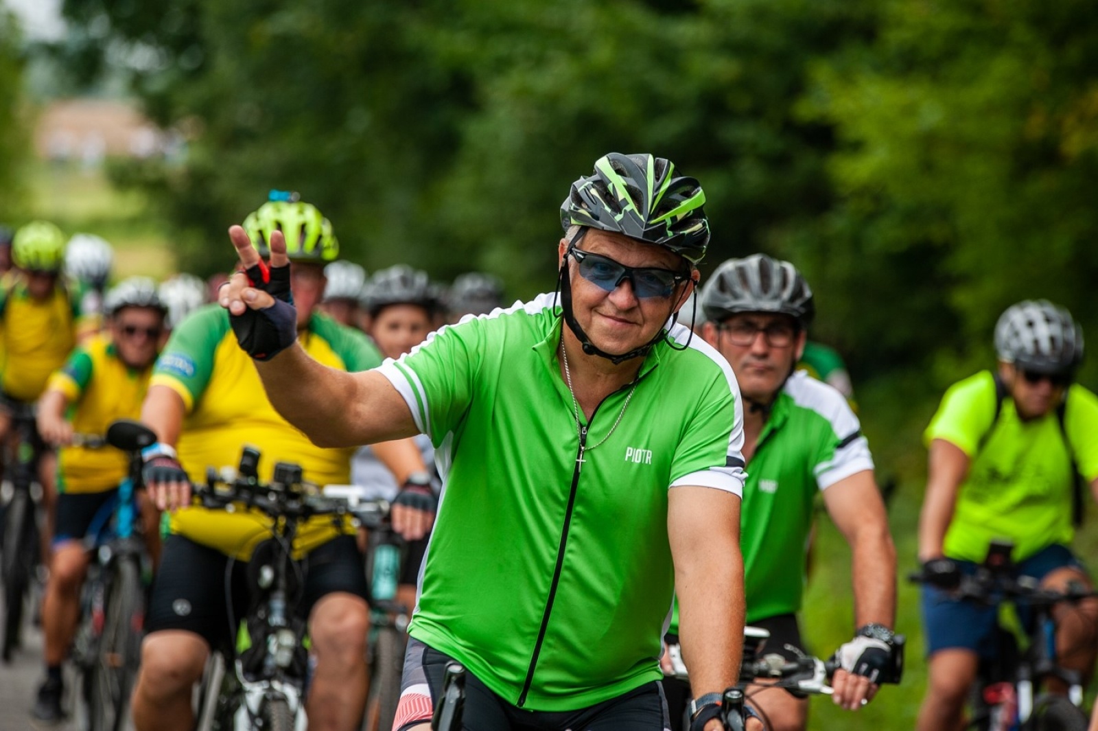 Zdjęcie w galerii na portalu naszwodzislaw.com: Setki uczestników Powiatowego Rajdu Rowerowego [FOTO] wiadomości z regionu