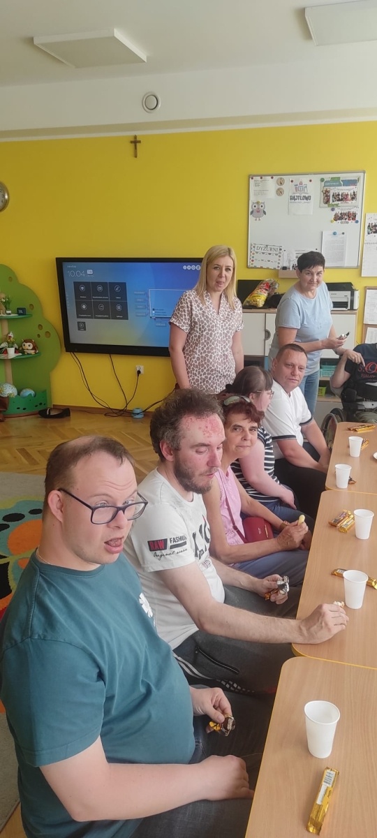 Zdjęcie w galerii na portalu naszwodzislaw.com: Świetlica Radość Życia w Pszowie latem nie próżnuje wiadomości z regionu