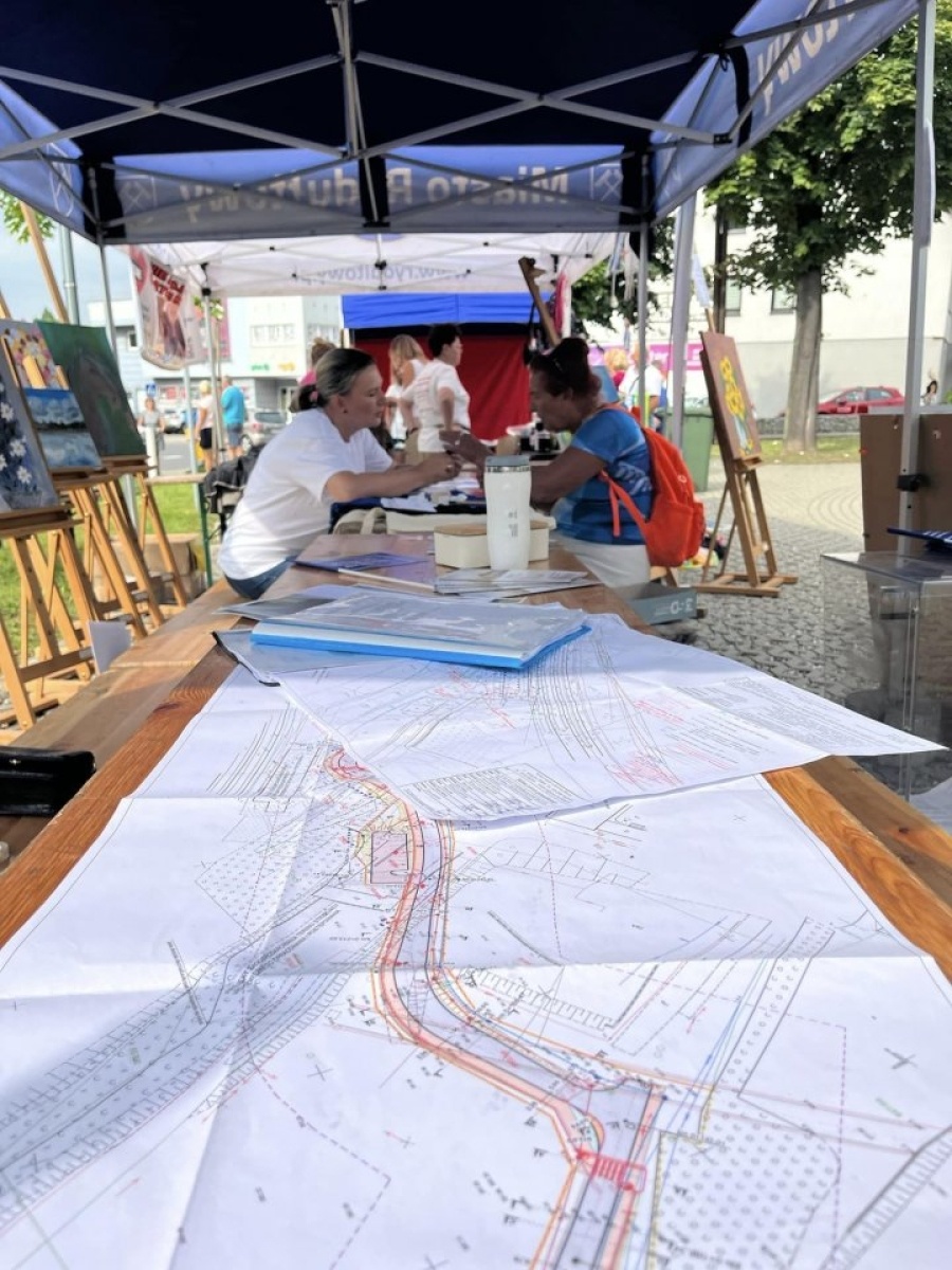 Zdjęcie w galerii na portalu naszwodzislaw.com: Przeżyjmy to jeszcze raz. Filmowe podsumowanie XXX Dni Rydułtów wiadomości z regionu