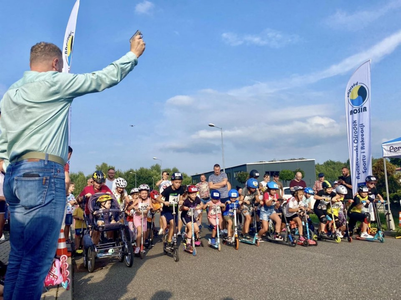 Zdjęcie w galerii na portalu naszwodzislaw.com: Przeżyjmy to jeszcze raz. Filmowe podsumowanie XXX Dni Rydułtów wiadomości z regionu