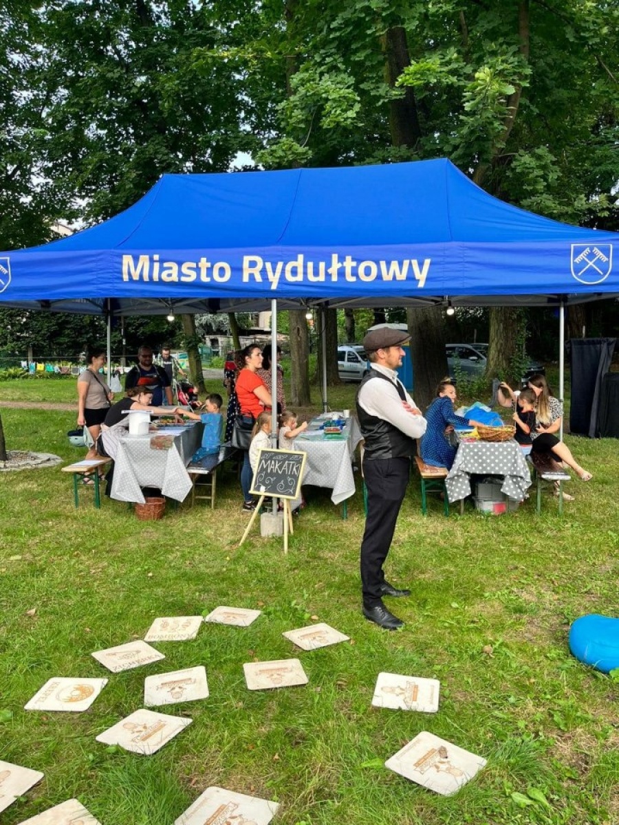 Zdjęcie w galerii na portalu naszwodzislaw.com: Przeżyjmy to jeszcze raz. Filmowe podsumowanie XXX Dni Rydułtów wiadomości z regionu