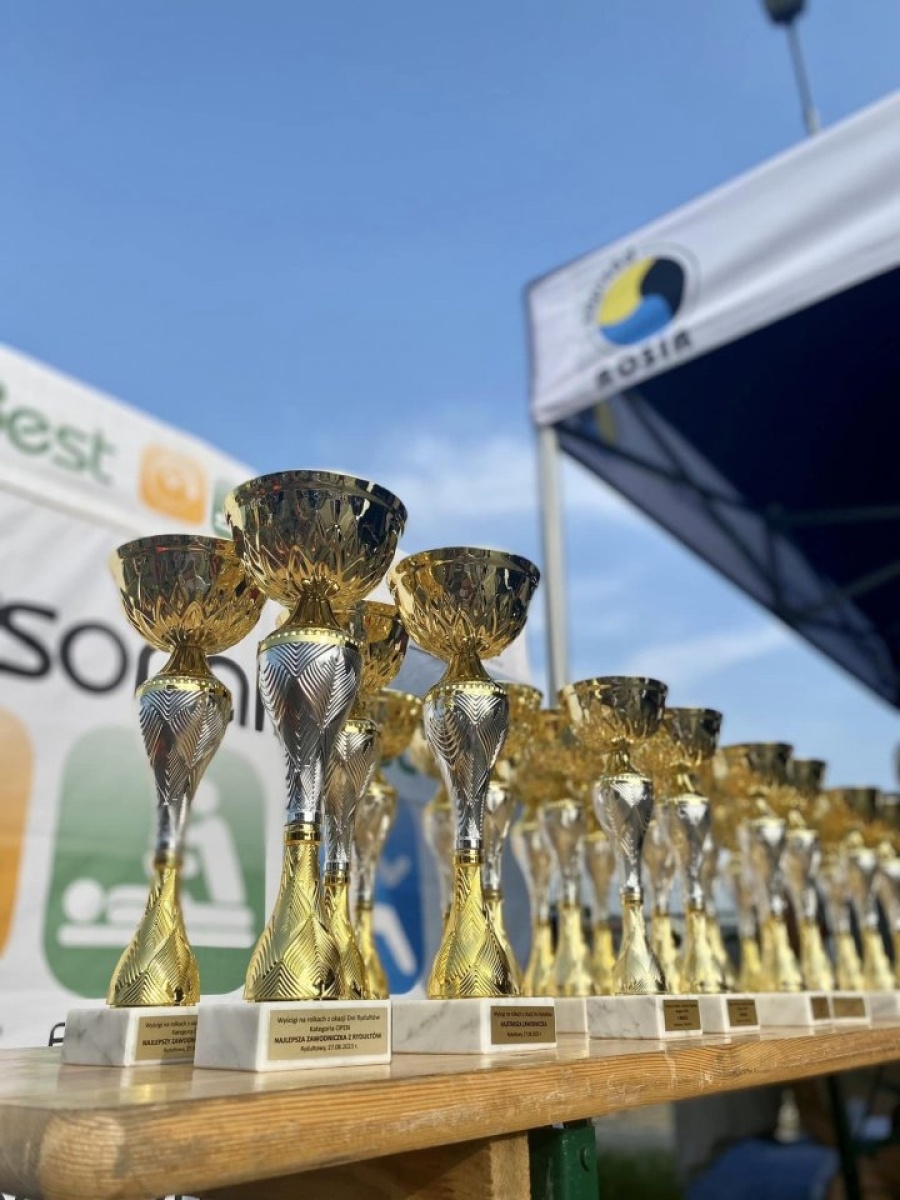 Zdjęcie w galerii na portalu naszwodzislaw.com: Przeżyjmy to jeszcze raz. Filmowe podsumowanie XXX Dni Rydułtów wiadomości z regionu