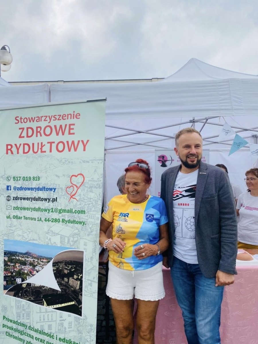 Zdjęcie w galerii na portalu naszwodzislaw.com: Przeżyjmy to jeszcze raz. Filmowe podsumowanie XXX Dni Rydułtów wiadomości z regionu
