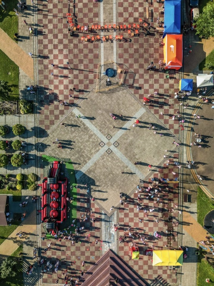 Zdjęcie w galerii na portalu naszwodzislaw.com: Przeżyjmy to jeszcze raz. Filmowe podsumowanie XXX Dni Rydułtów wiadomości z regionu