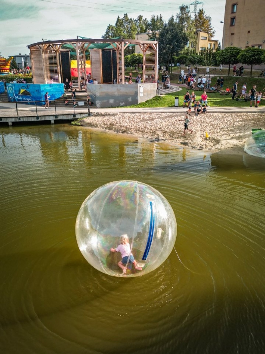 Zdjęcie w galerii na portalu naszwodzislaw.com: Przeżyjmy to jeszcze raz. Filmowe podsumowanie XXX Dni Rydułtów wiadomości z regionu