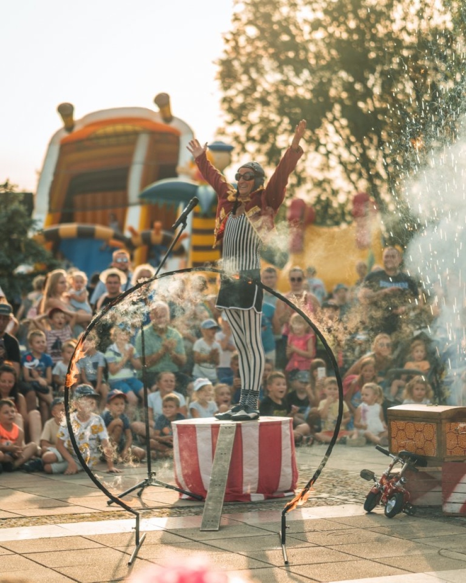 Zdjęcie w galerii na portalu naszwodzislaw.com: Przeżyjmy to jeszcze raz. Filmowe podsumowanie XXX Dni Rydułtów wiadomości z regionu