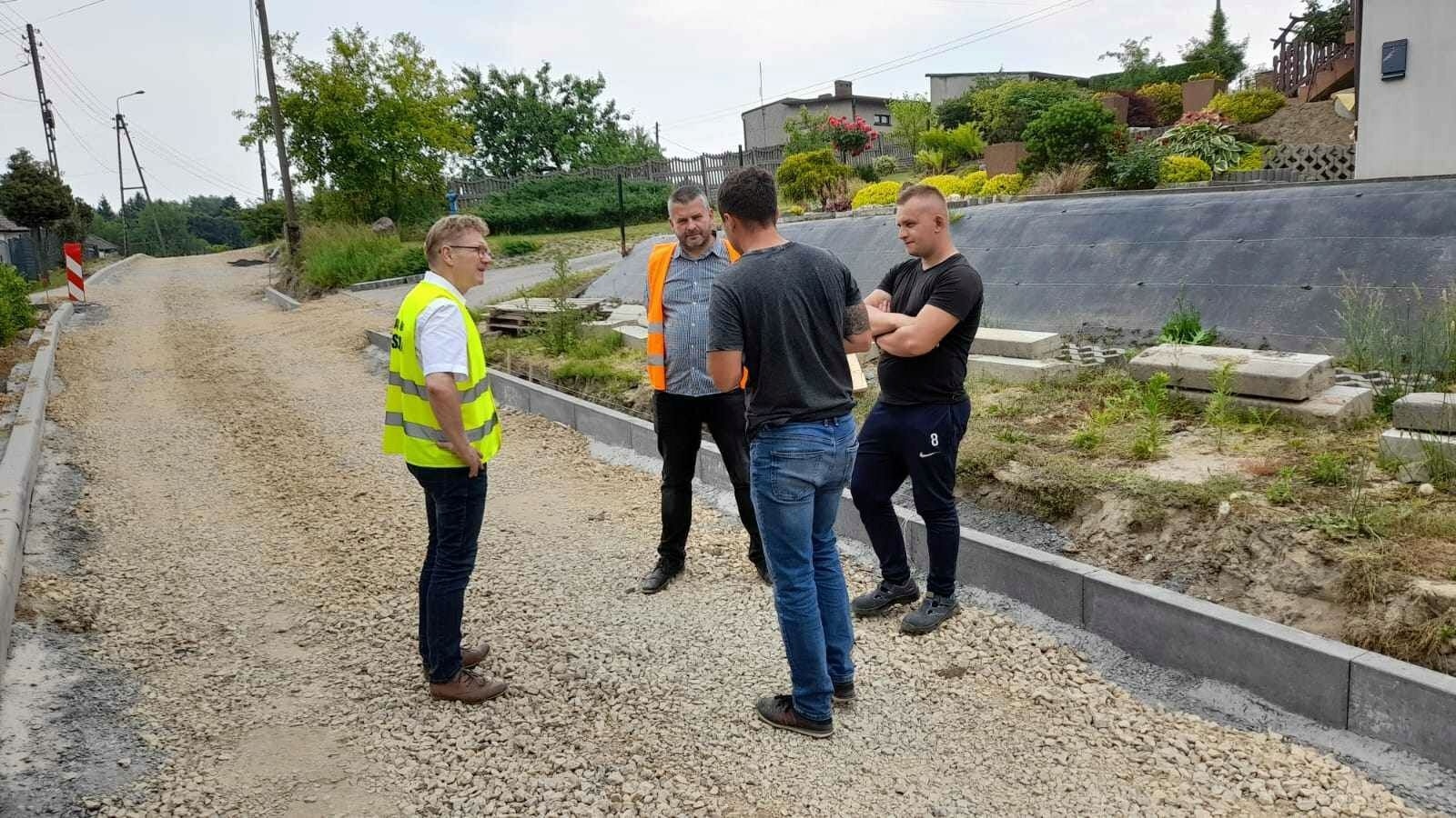 Zdjęcie w galerii na portalu naszwodzislaw.com: Gmina Mszana. Rekordowy rok pod względem inwestycji wiadomości z regionu