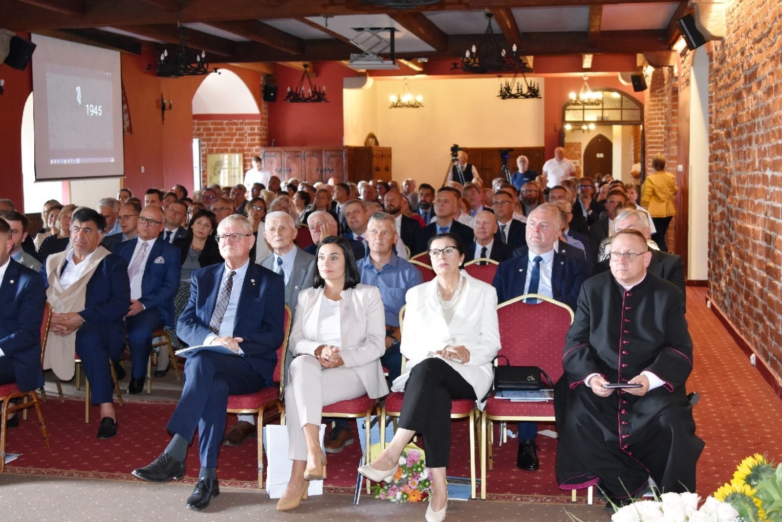 Zdjęcie w galerii na portalu naszwodzislaw.com: Fragment konstrukcji mostu tczewskiego trafił do Wodzisławia Śląskiego [FOTO] wiadomości z regionu