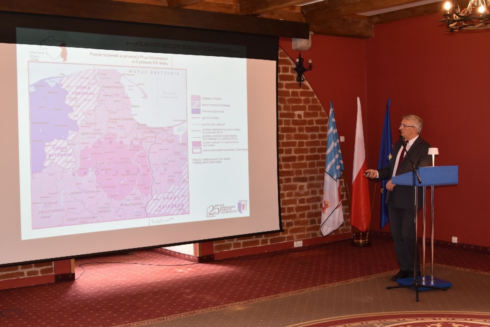 Zdjęcie w galerii na portalu naszwodzislaw.com: Fragment konstrukcji mostu tczewskiego trafił do Wodzisławia Śląskiego [FOTO] wiadomości z regionu