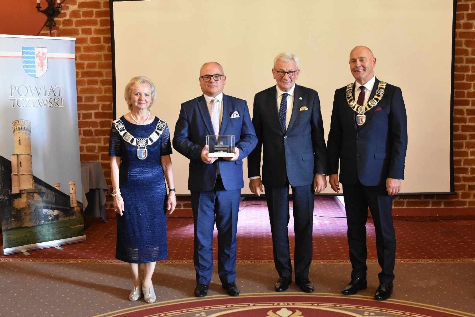 Zdjęcie w galerii na portalu naszwodzislaw.com: Fragment konstrukcji mostu tczewskiego trafił do Wodzisławia Śląskiego [FOTO] wiadomości z regionu