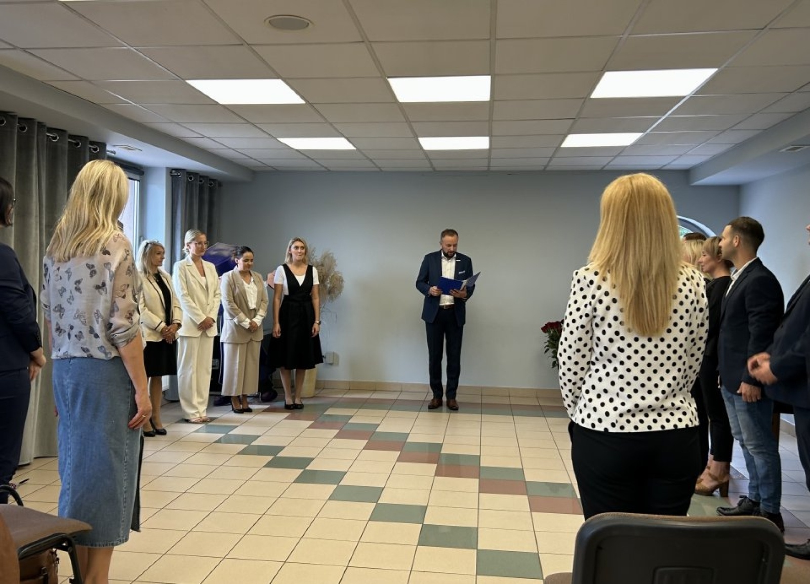 Zdjęcie w galerii na portalu naszwodzislaw.com: Rydułtowy. Ślubowanie nauczycieli mianowanych, pożegnanie emerytowanych wiadomości z regionu