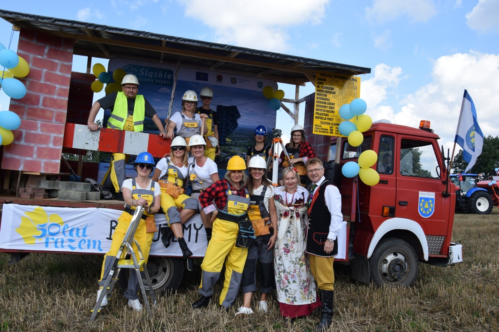 Zdjęcie w galerii na portalu naszwodzislaw.com: Piękne święto na 50-lecie, czyli dożynki Gminy Mszana 2023 [FOTO] wiadomości z regionu