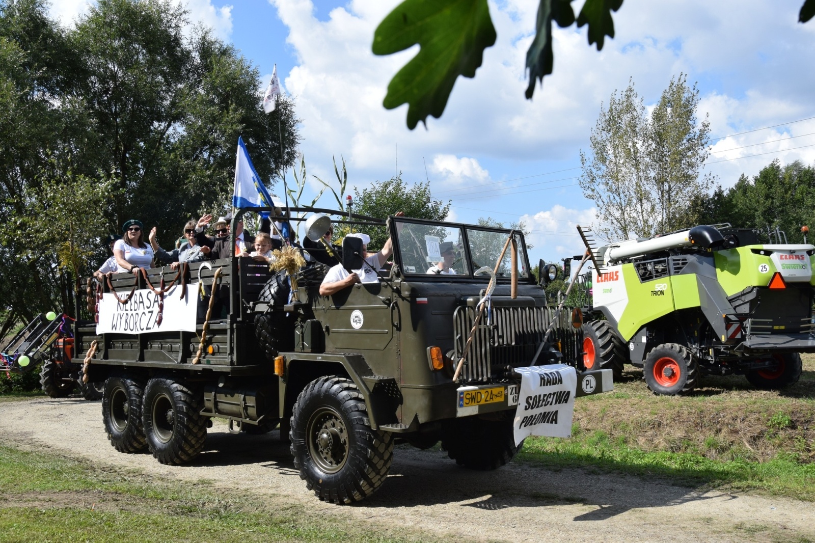 Zdjęcie w galerii na portalu naszwodzislaw.com: Piękne święto na 50-lecie, czyli dożynki Gminy Mszana 2023 [FOTO] wiadomości z regionu