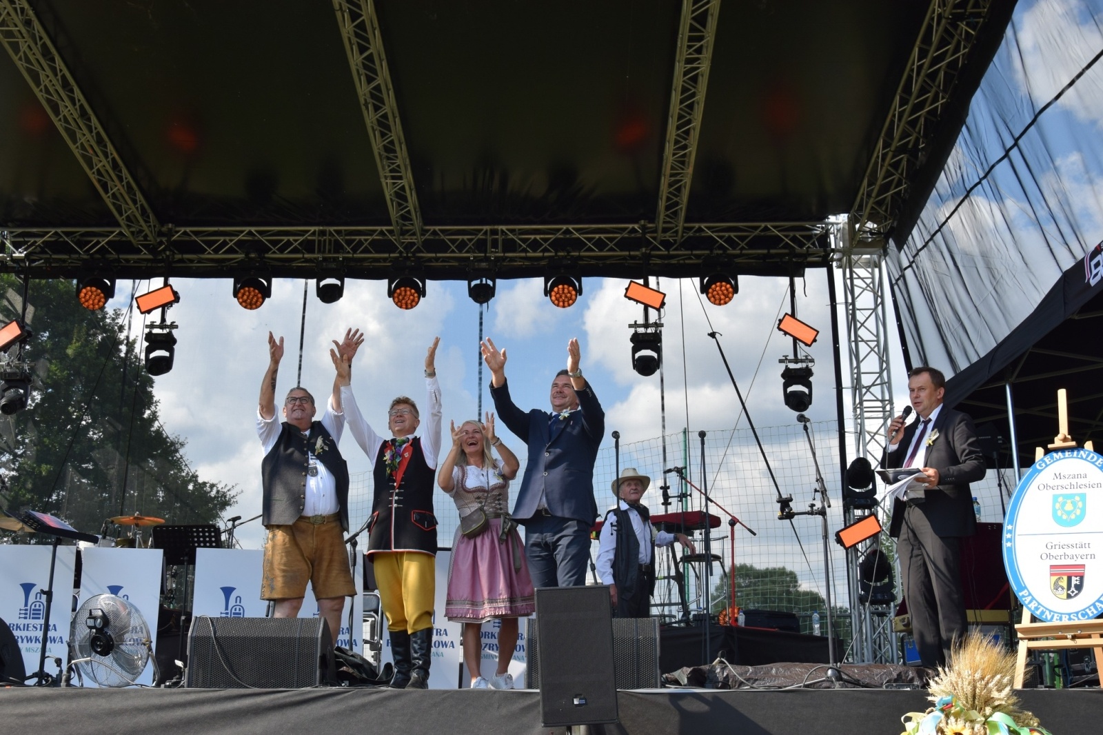 Zdjęcie w galerii na portalu naszwodzislaw.com: Piękne święto na 50-lecie, czyli dożynki Gminy Mszana 2023 [FOTO] wiadomości z regionu