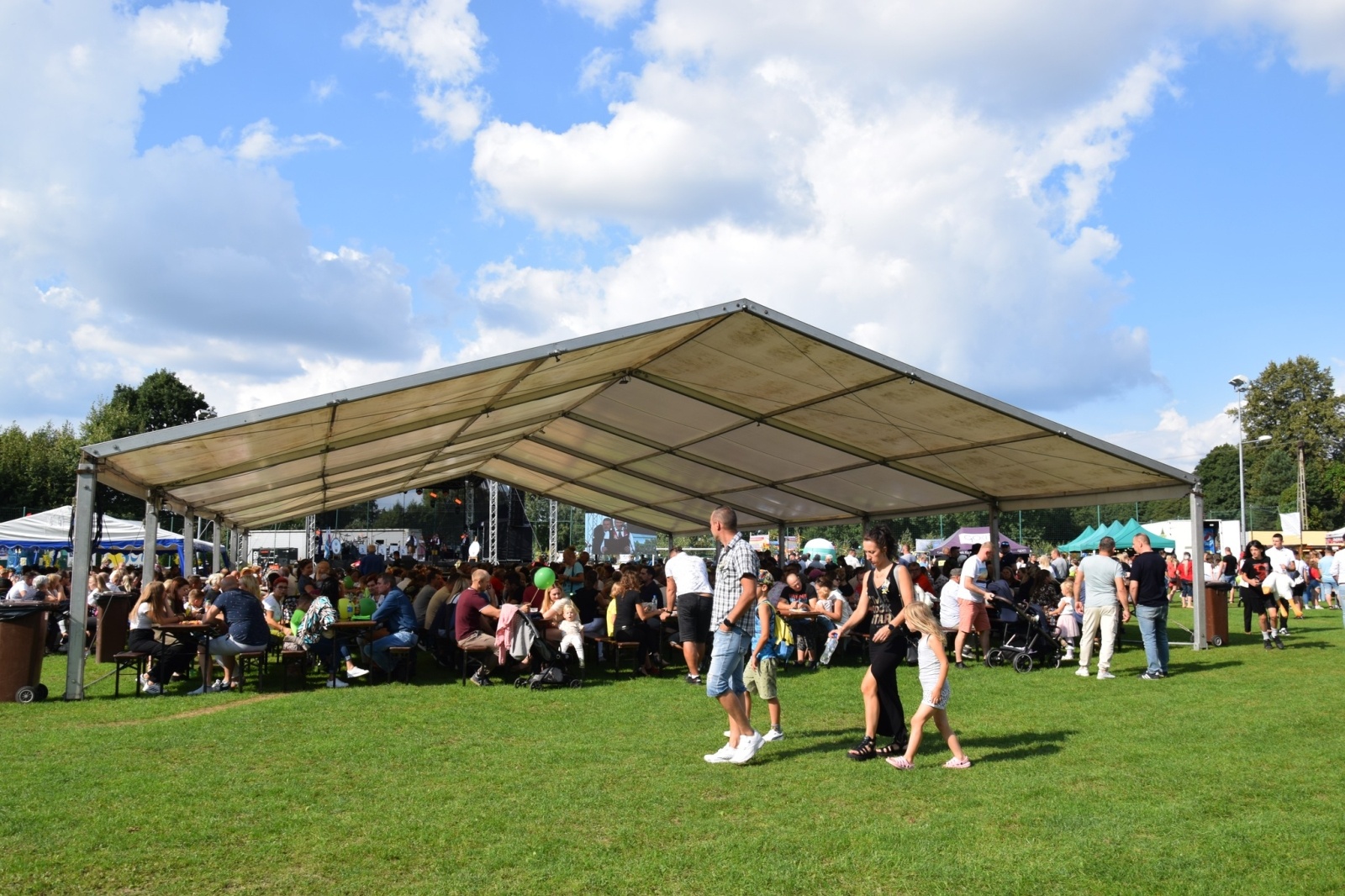 Zdjęcie w galerii na portalu naszwodzislaw.com: Piękne święto na 50-lecie, czyli dożynki Gminy Mszana 2023 [FOTO] wiadomości z regionu