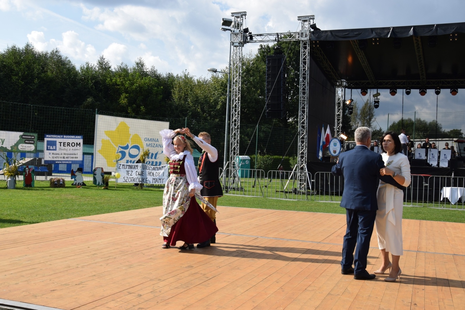 Zdjęcie w galerii na portalu naszwodzislaw.com: Piękne święto na 50-lecie, czyli dożynki Gminy Mszana 2023 [FOTO] wiadomości z regionu