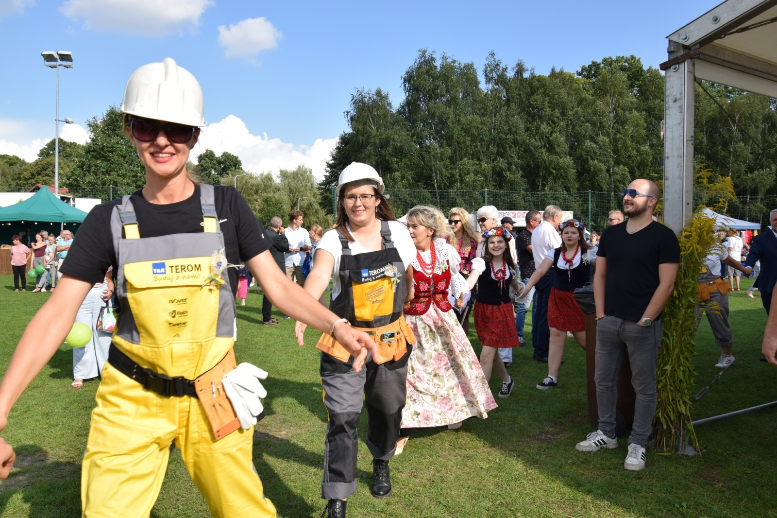 Zdjęcie w galerii na portalu naszwodzislaw.com: Piękne święto na 50-lecie, czyli dożynki Gminy Mszana 2023 [FOTO] wiadomości z regionu