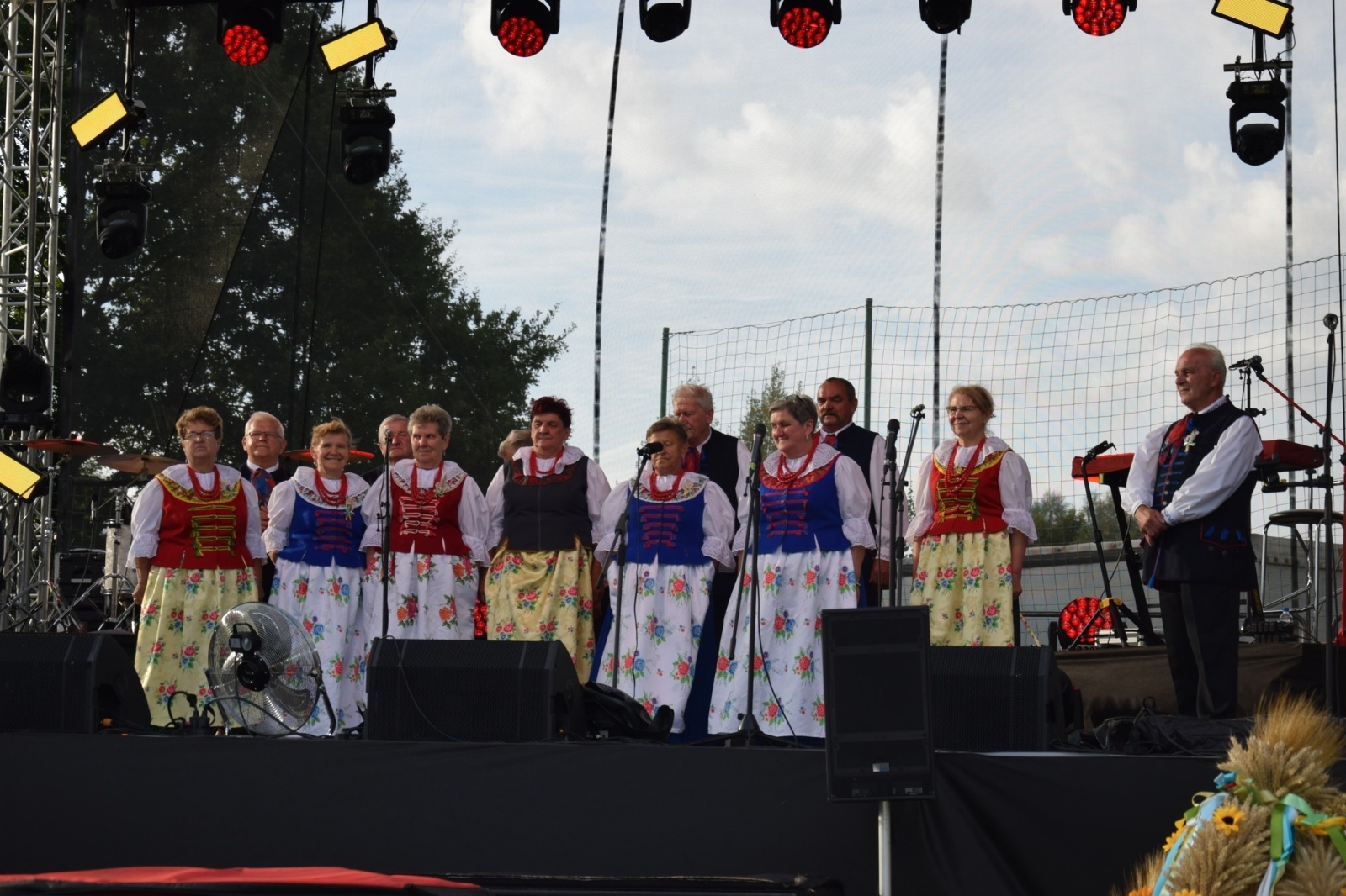 Zdjęcie w galerii na portalu naszwodzislaw.com: Piękne święto na 50-lecie, czyli dożynki Gminy Mszana 2023 [FOTO] wiadomości z regionu