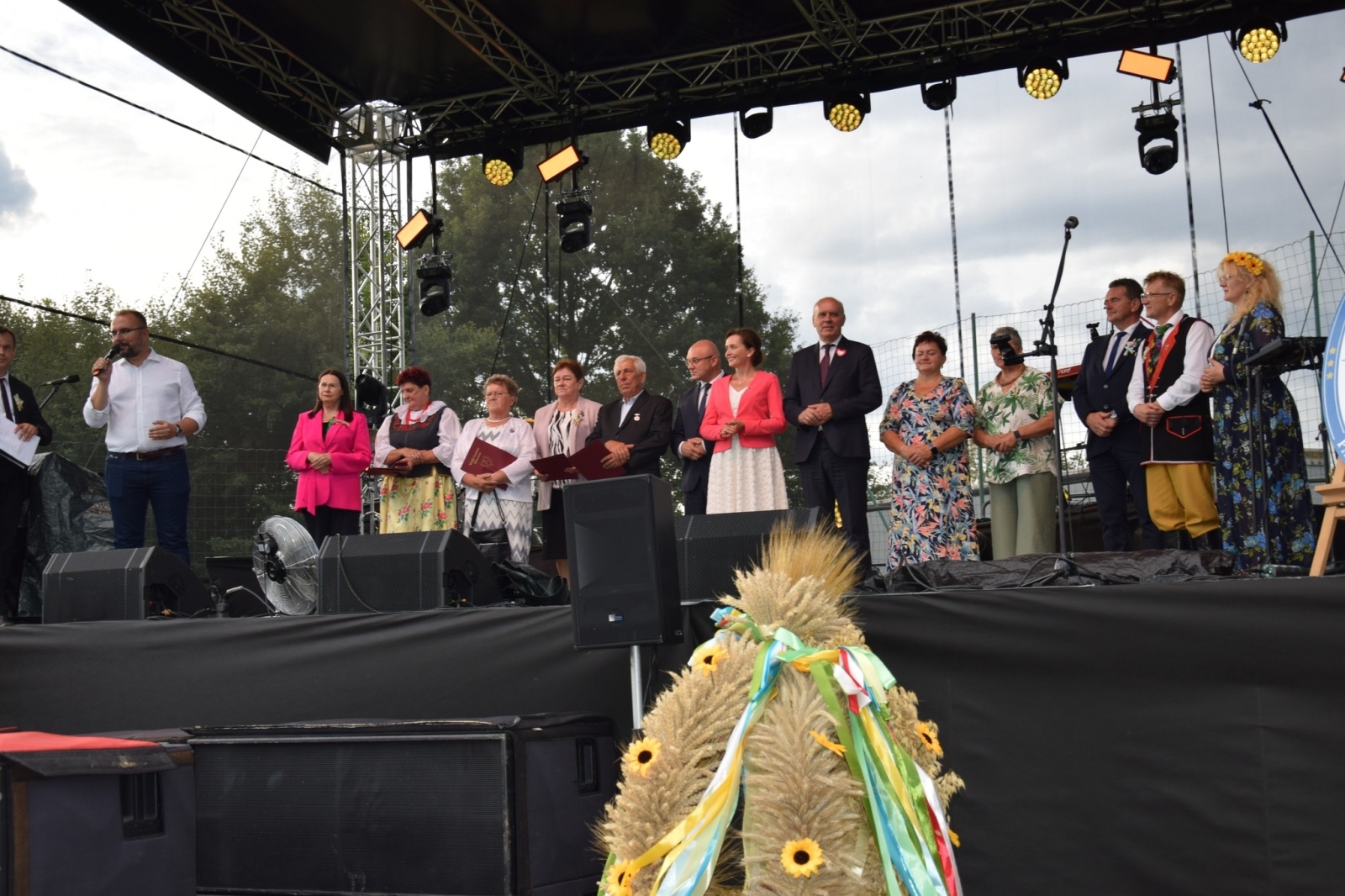 Zdjęcie w galerii na portalu naszwodzislaw.com: Piękne święto na 50-lecie, czyli dożynki Gminy Mszana 2023 [FOTO] wiadomości z regionu