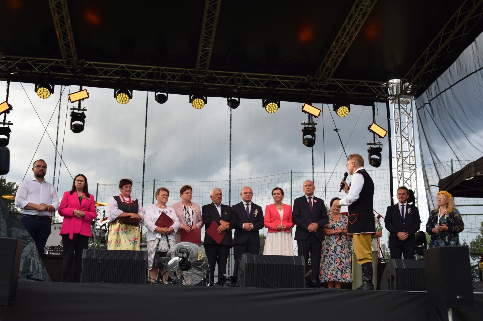 Zdjęcie w galerii na portalu naszwodzislaw.com: Piękne święto na 50-lecie, czyli dożynki Gminy Mszana 2023 [FOTO] wiadomości z regionu