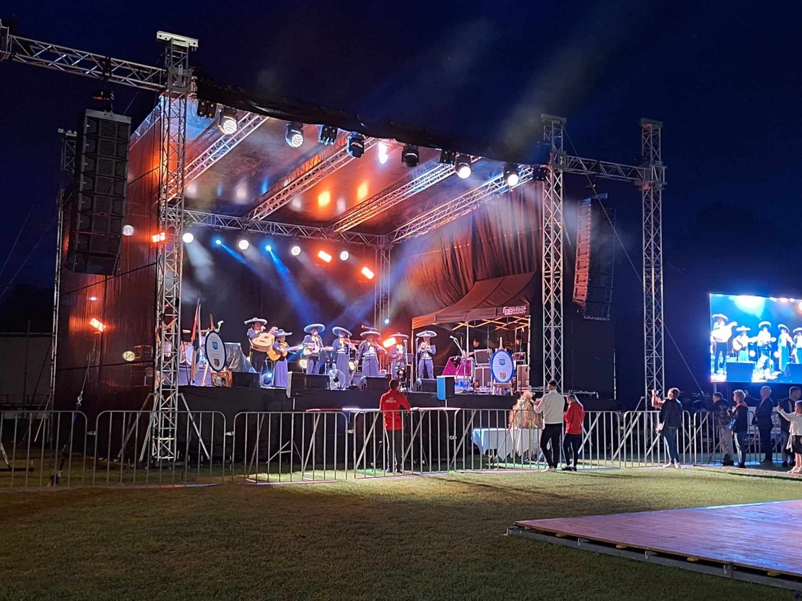 Zdjęcie w galerii na portalu naszwodzislaw.com: Piękne święto na 50-lecie, czyli dożynki Gminy Mszana 2023 [FOTO] wiadomości z regionu