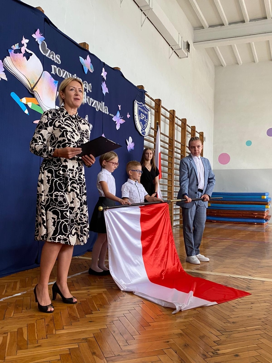 Zdjęcie w galerii na portalu naszwodzislaw.com: Rydułtowy. Nauki nadszedł czas. Początek roku szkolnego w miejskich placówkach wiadomości z regionu