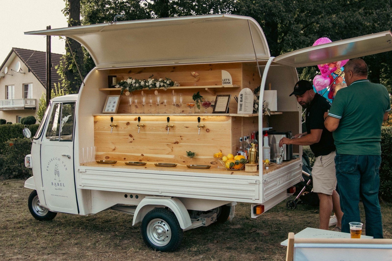 Zdjęcie w galerii na portalu naszwodzislaw.com: To była fantastyczna niedziela w dzielnicy Kokoszyce [FOTO] wiadomości z regionu