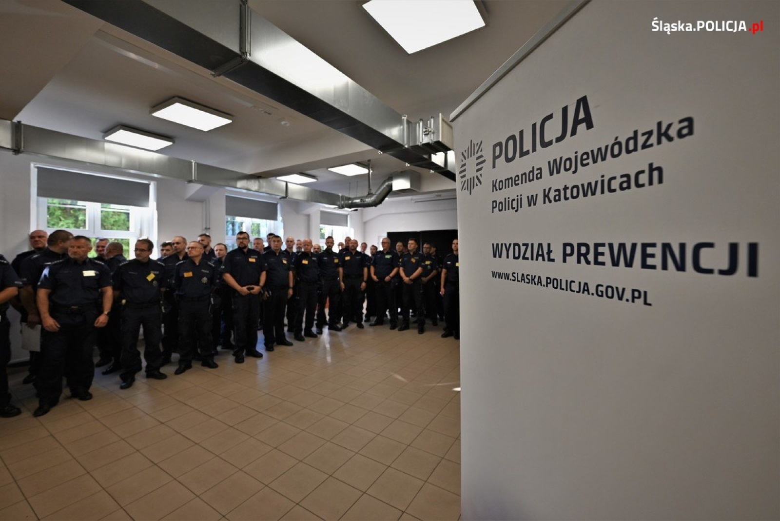 Zdjęcie w galerii na portalu naszwodzislaw.com: Dzielnicowy roku. Ruszyły eliminacje do ogólnopolskich zawodów wiadomości z regionu