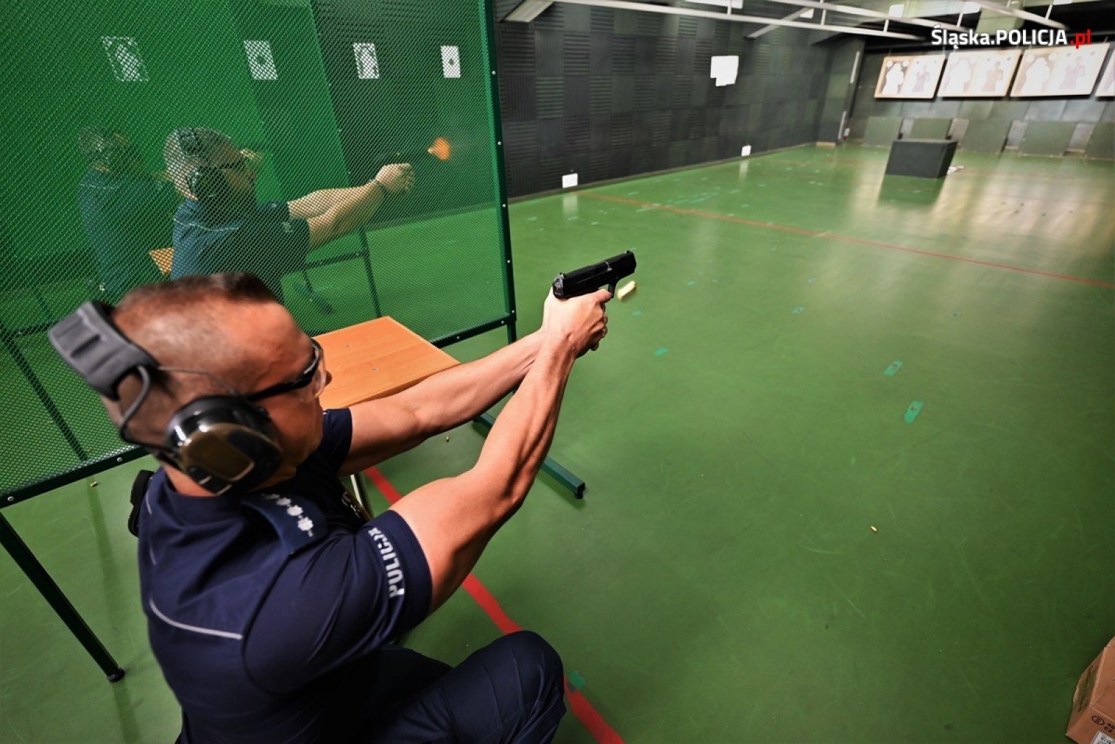 Zdjęcie w galerii na portalu naszwodzislaw.com: Dzielnicowy roku. Ruszyły eliminacje do ogólnopolskich zawodów wiadomości z regionu