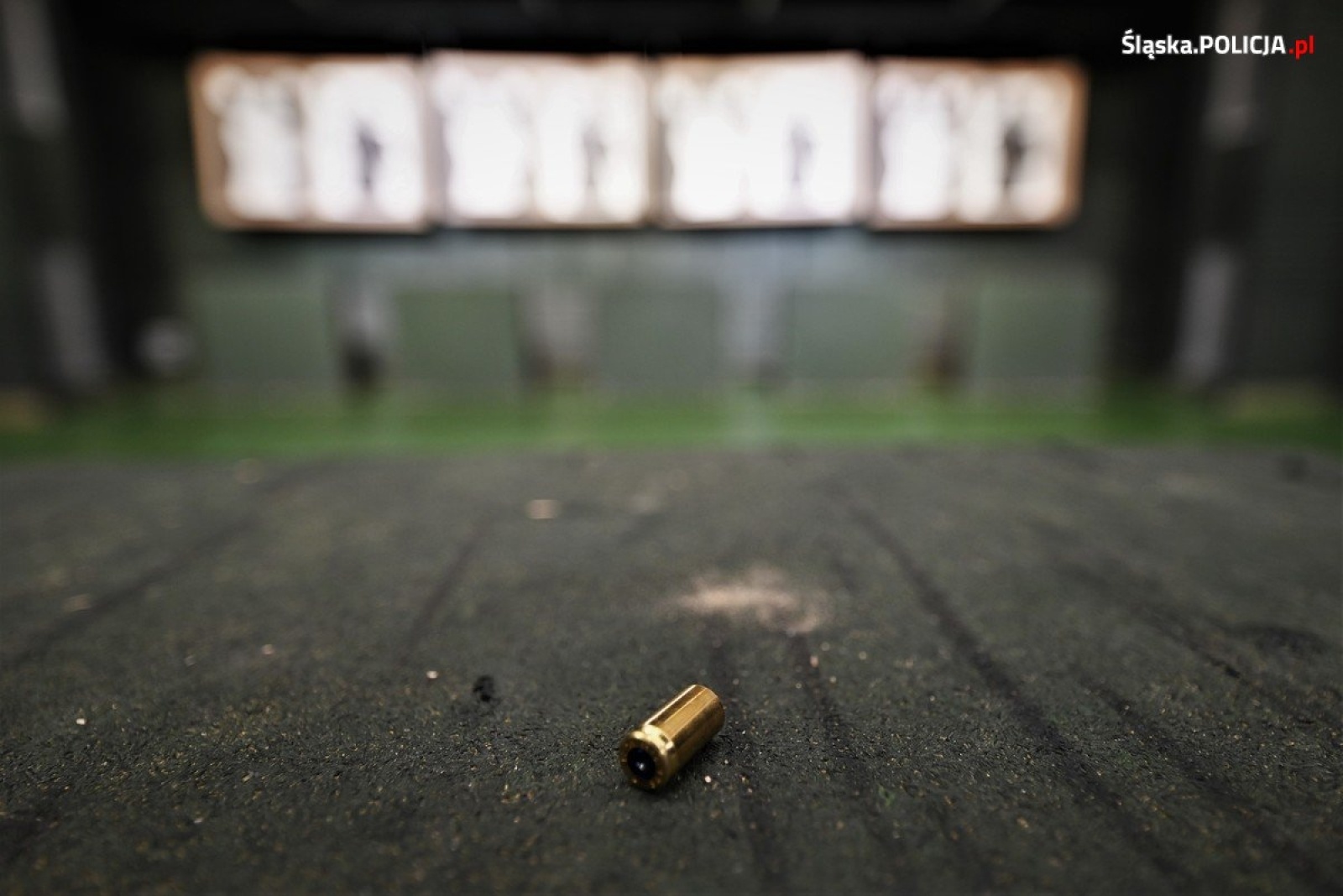 Zdjęcie w galerii na portalu naszwodzislaw.com: Dzielnicowy roku. Ruszyły eliminacje do ogólnopolskich zawodów wiadomości z regionu