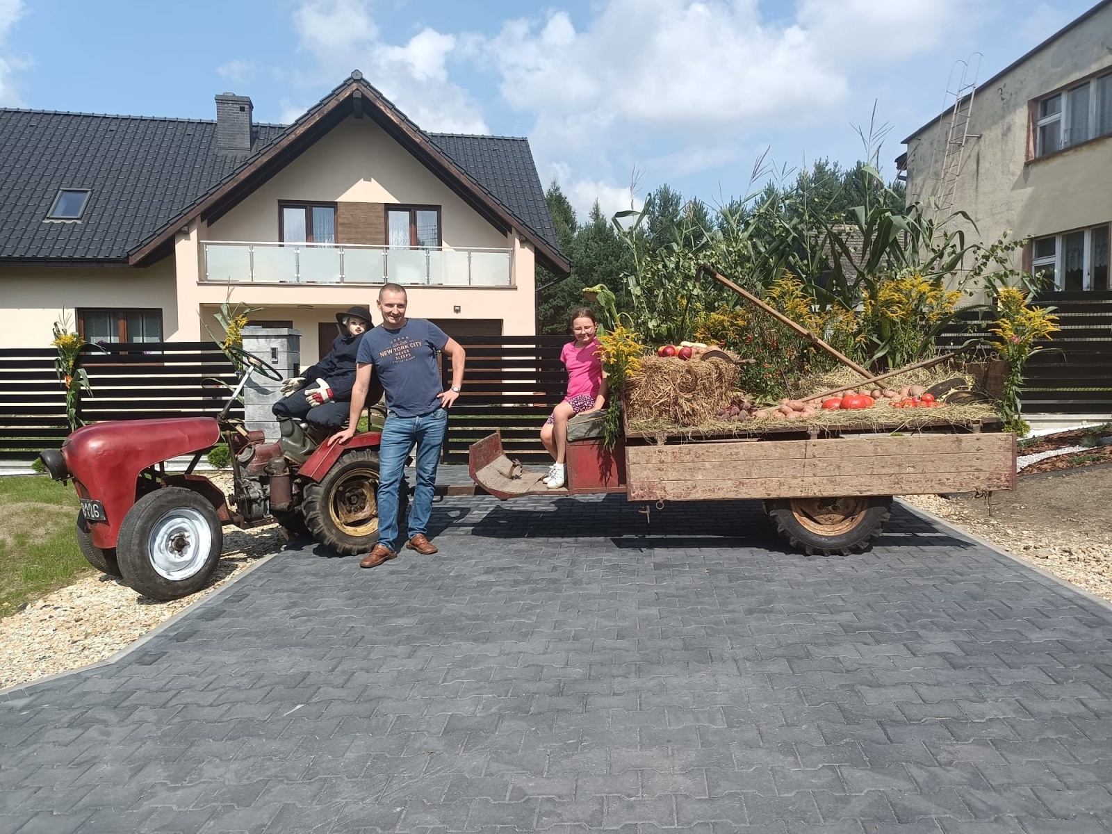 Zdjęcie w galerii na portalu naszwodzislaw.com: Dożynki Gminy Mszana. Która posesja była najlepiej przystrojona? wiadomości z regionu