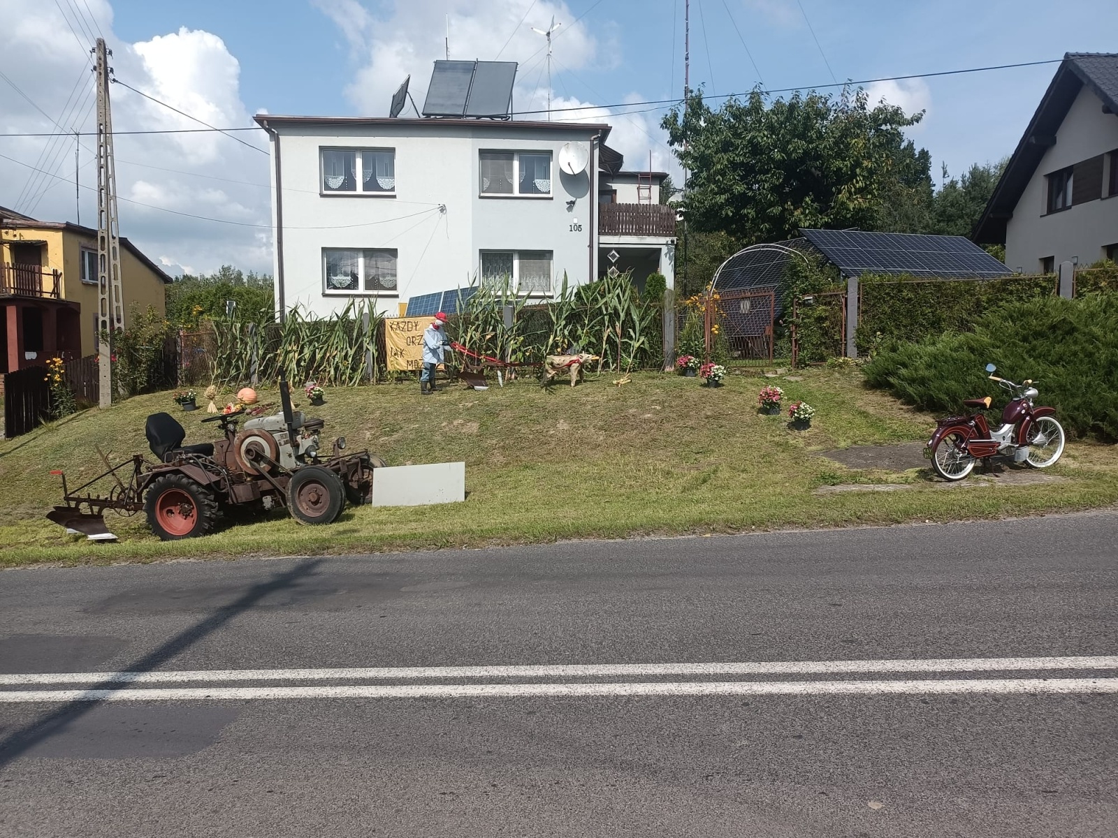 Zdjęcie w galerii na portalu naszwodzislaw.com: Dożynki Gminy Mszana. Która posesja była najlepiej przystrojona? wiadomości z regionu