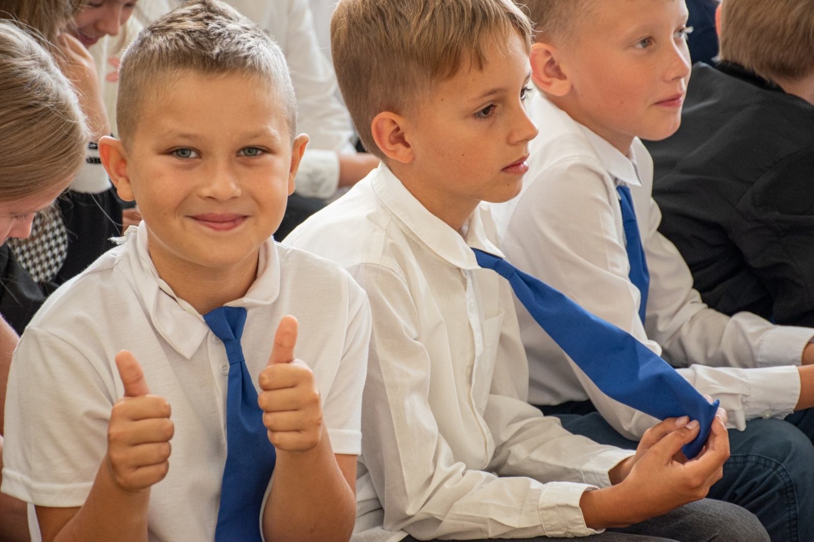 Zdjęcie w galerii na portalu naszwodzislaw.com: Rogi obfitości dla pierwszoklasistów. Rok szkolny rozpoczęty [FOTO] wiadomości z regionu