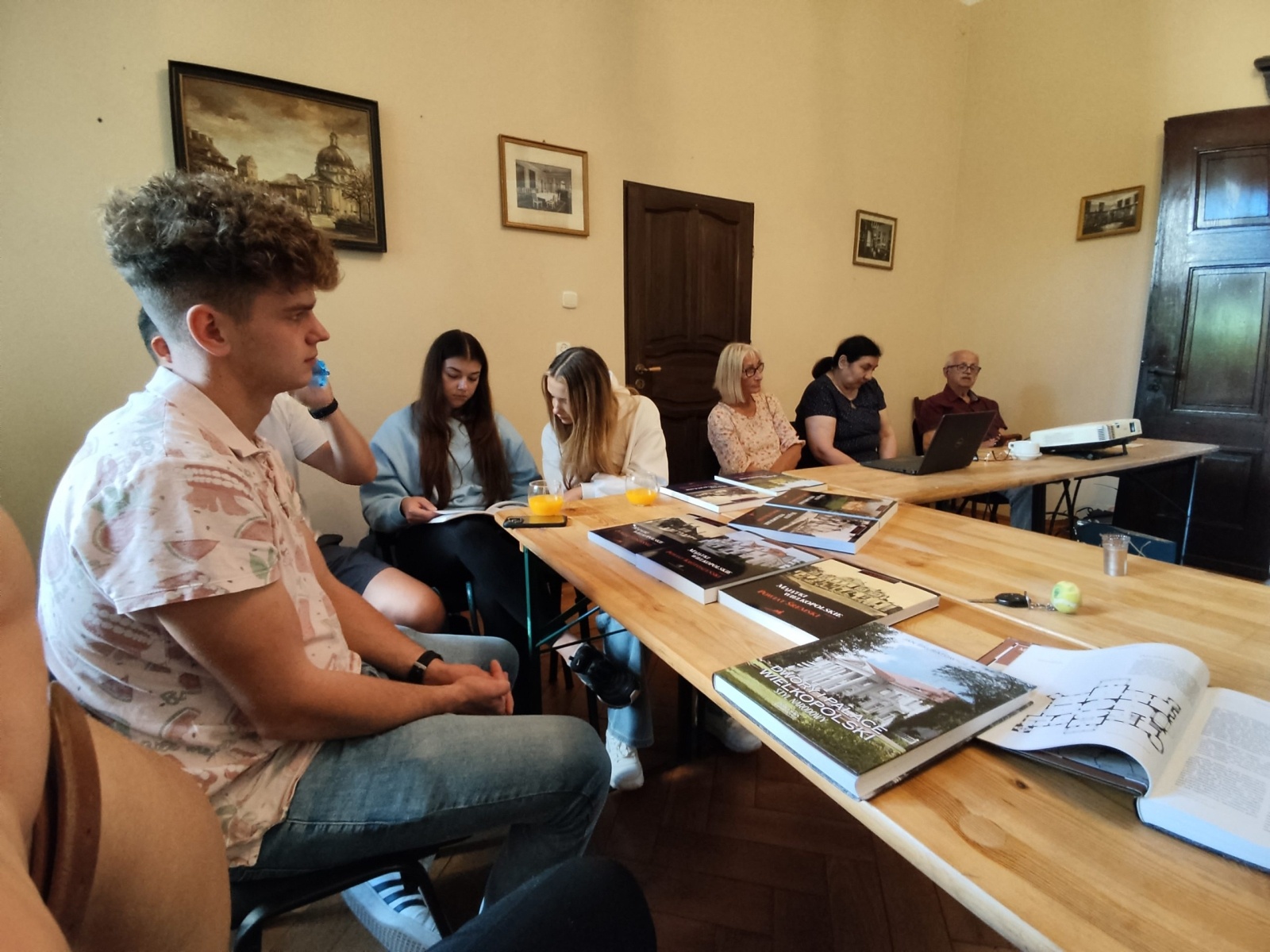 Zdjęcie w galerii na portalu naszwodzislaw.com: Koło naukowe ARCHITEKTON na warsztatach Narodowego Instytutu Dziedzictwa wiadomości z regionu