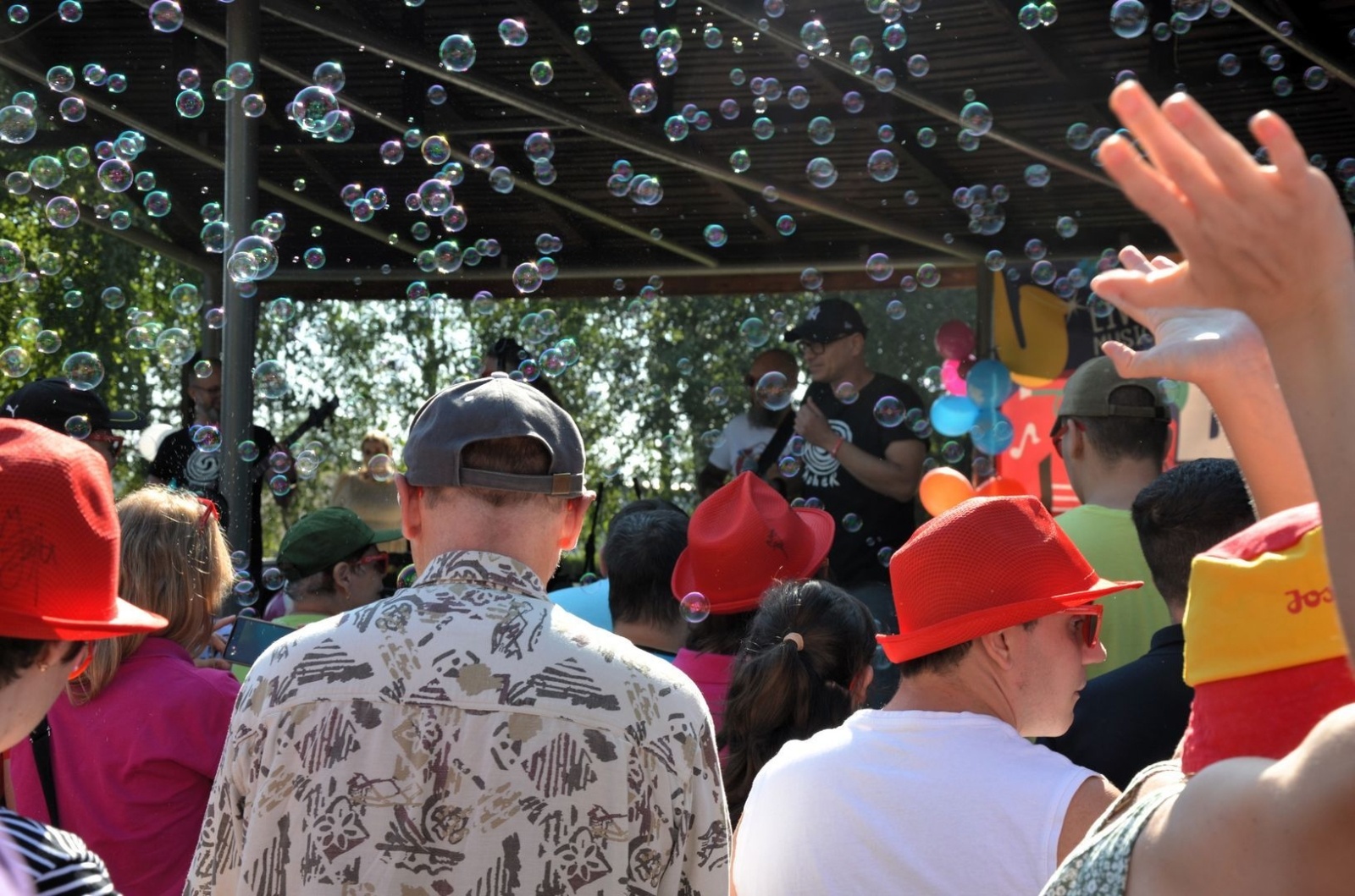 Zdjęcie w galerii na portalu naszwodzislaw.com: Powiatowy Blues. W Olzie bawiło się prawie tysiąc osób [FOTO] wiadomości z regionu