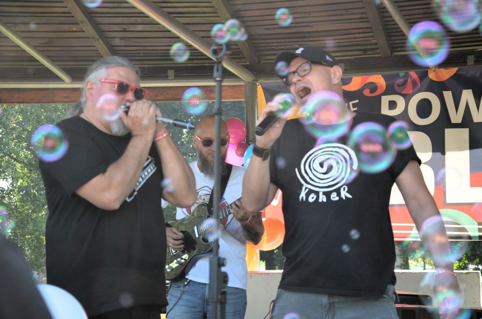 Zdjęcie w galerii na portalu naszwodzislaw.com: Powiatowy Blues. W Olzie bawiło się prawie tysiąc osób [FOTO] wiadomości z regionu