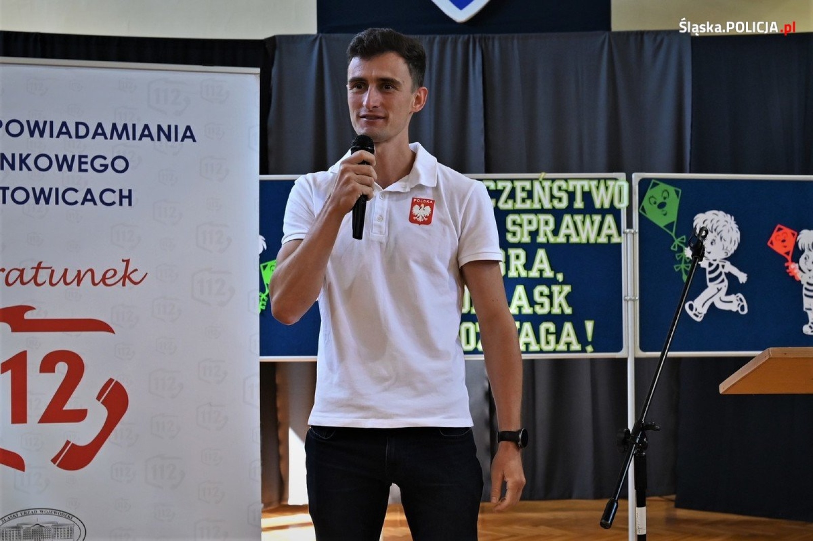 Zdjęcie w galerii na portalu naszwodzislaw.com: Odblaskowa szkoła. Zainaugurowano policyjny konkurs wiadomości z regionu