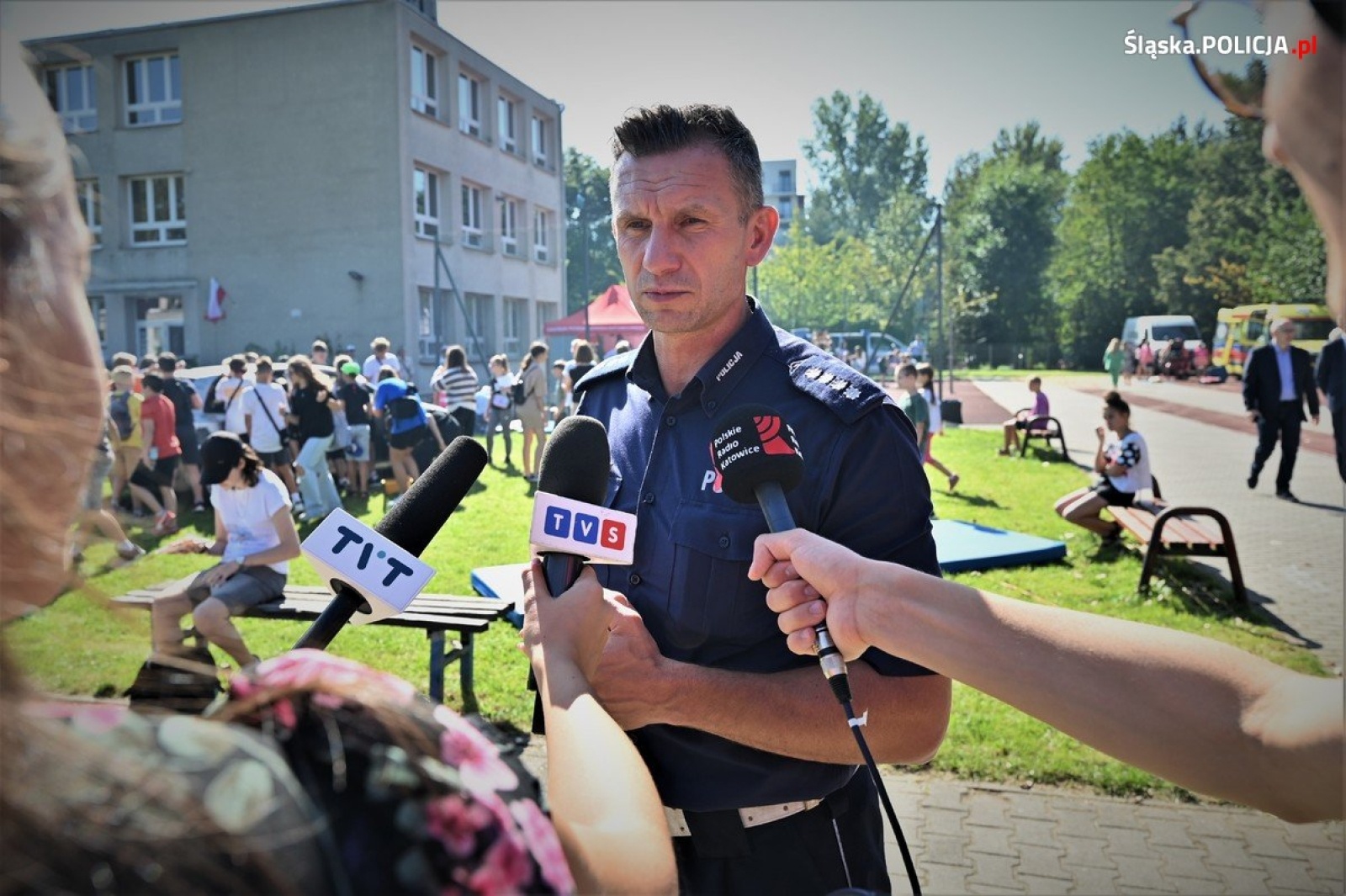 Zdjęcie w galerii na portalu naszwodzislaw.com: Odblaskowa szkoła. Zainaugurowano policyjny konkurs wiadomości z regionu